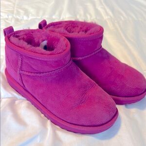 UGG Kids Class Ultra Water Resistant Genuine Shearling Mini Boot